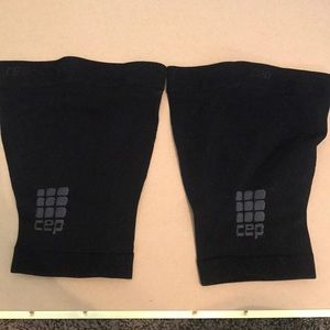 Quad compression sleeve